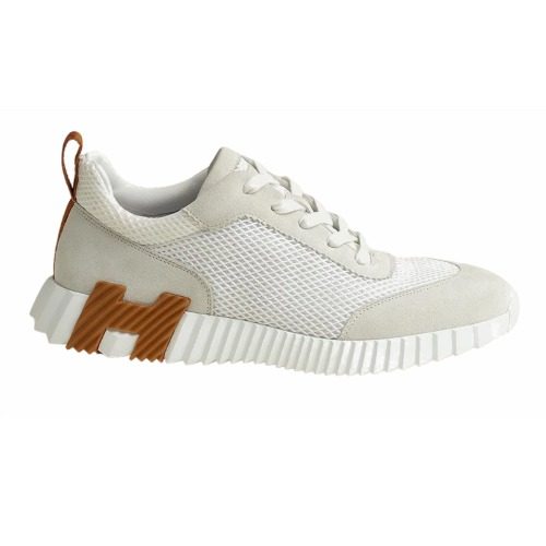 HERMES ๋ฐ์ด์ฑ White Mesh H ๋ธ๋ผ์ด Logo Sneakers