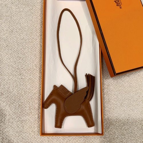 HERMES Calfskin&Lambskin ๋ก๋ฐ์ค PM ์ฅ์ Charm ์ง๋ธ๋ผ์ด Two-Tone