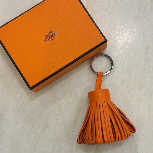 HERMES ์นด๋ฅด๋ฉ ํค์ฒด์ธ ์ค๋ ์ง ํ
์ฌ Key Ring