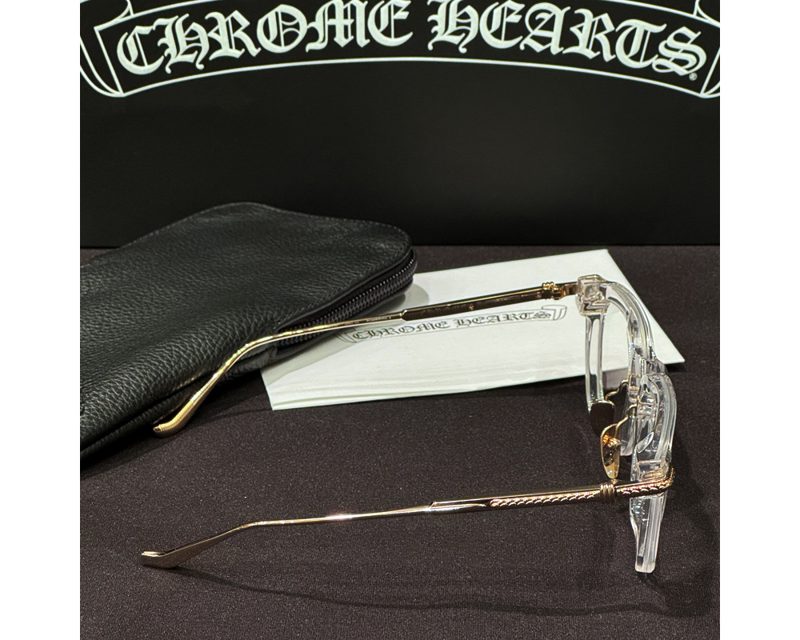 CHROME HEARTS