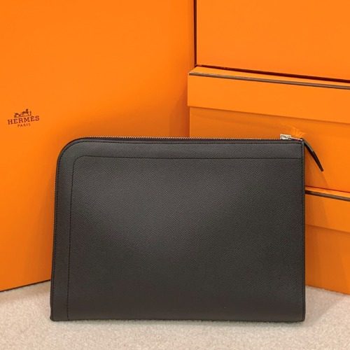 HERMES Zipper ํ๋ธ๋ ์๋ฒ์ปฌ๋ฌ Calfskin Black Pouch